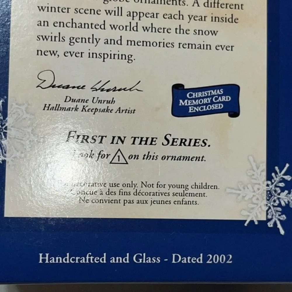Hallmark‎ Keepsake Ornament Bringing Home the Tree Snowglobe